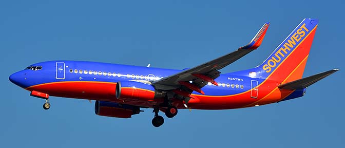 Southwest Boeing 737-7H4 N275WN, Los Angeles international Airport, January 19, 2015